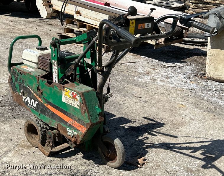 image for item EK4300 Ryan sod cutter