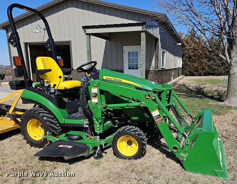 image for item EK5629 2016 John Deere  1025R tractor