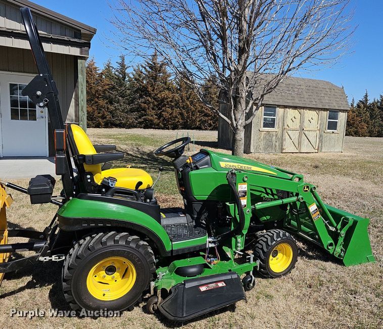 image for item EK5629 2016 John Deere  1025R tractor