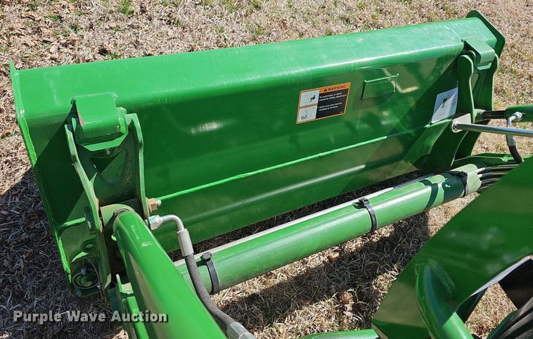 image for item EK5629 2016 John Deere  1025R tractor