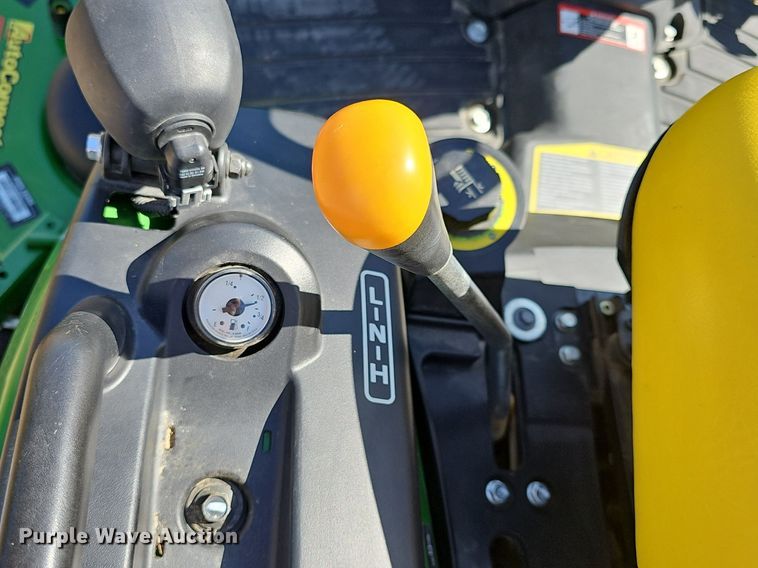 image for item EK5629 2016 John Deere  1025R tractor