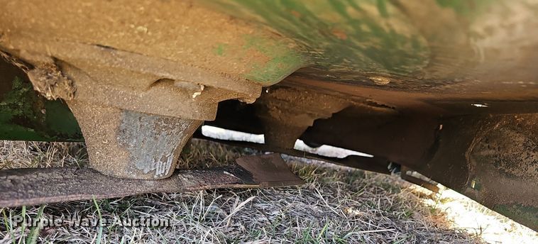 image for item EK5629 2016 John Deere  1025R tractor