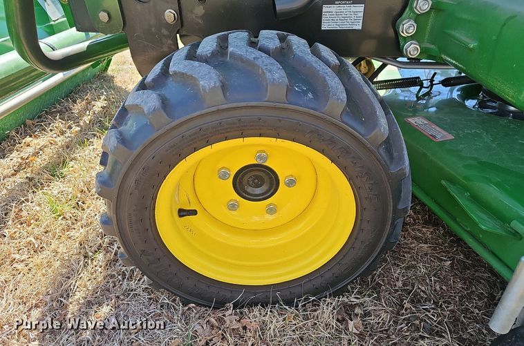 image for item EK5629 2016 John Deere  1025R tractor