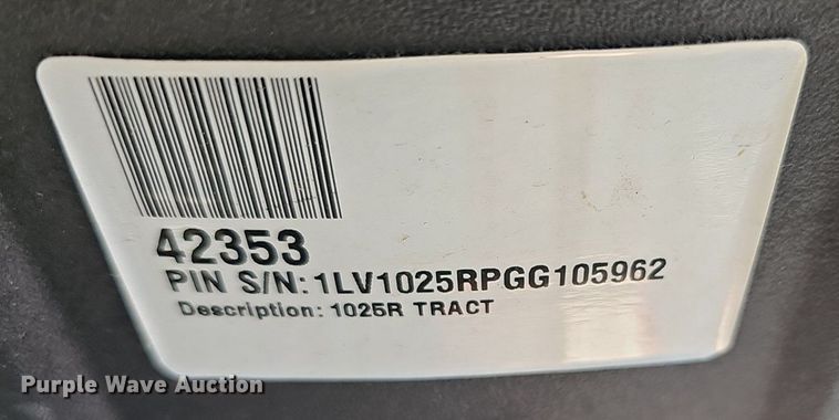 image for item EK5629 2016 John Deere  1025R tractor