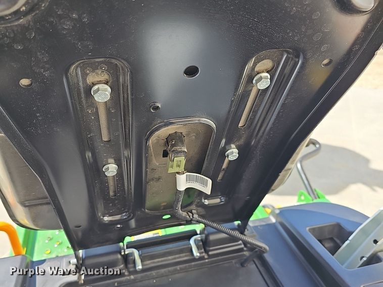 image for item EK5630 John Deere Z335E ZTR lawn mower