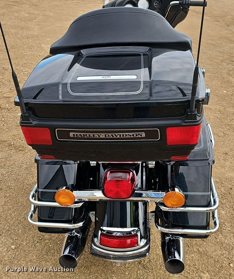 image for item EK5659 2012 Harley Davidson  FLHTCU Ultra Classic EL Glide motorcycle