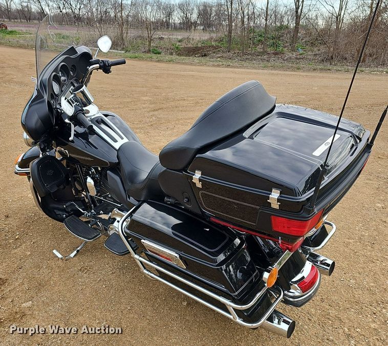image for item EK5659 2012 Harley Davidson  FLHTCU Ultra Classic EL Glide motorcycle