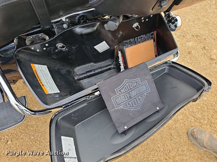 image for item EK5659 2012 Harley Davidson  FLHTCU Ultra Classic EL Glide motorcycle