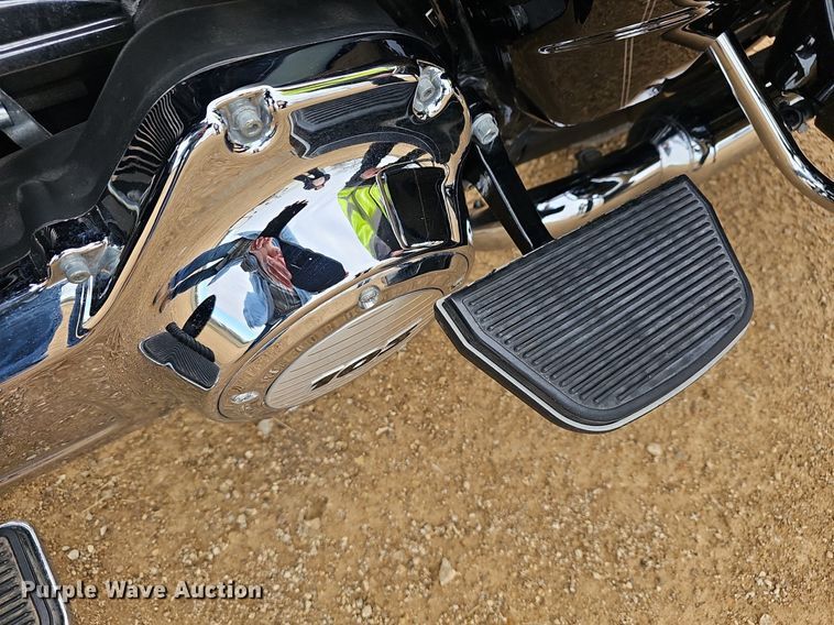 image for item EK5659 2012 Harley Davidson  FLHTCU Ultra Classic EL Glide motorcycle