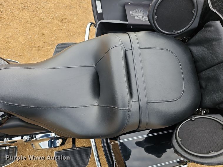 image for item EK5659 2012 Harley Davidson  FLHTCU Ultra Classic EL Glide motorcycle