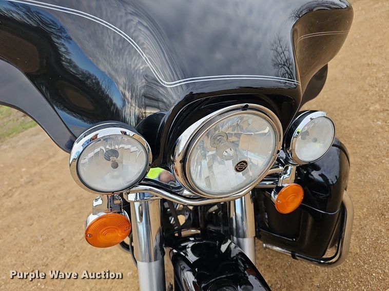 image for item EK5659 2012 Harley Davidson  FLHTCU Ultra Classic EL Glide motorcycle