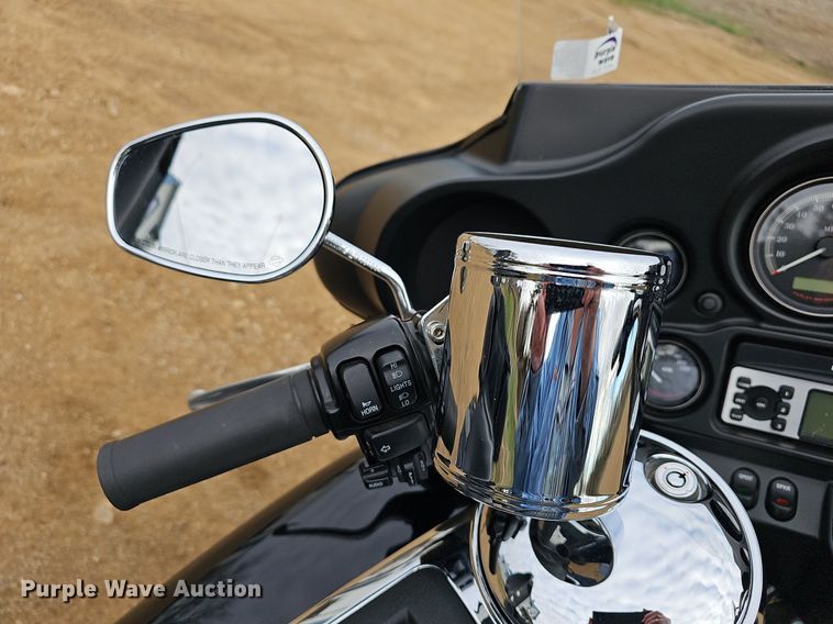 image for item EK5659 2012 Harley Davidson  FLHTCU Ultra Classic EL Glide motorcycle