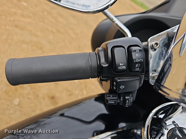 image for item EK5659 2012 Harley Davidson  FLHTCU Ultra Classic EL Glide motorcycle