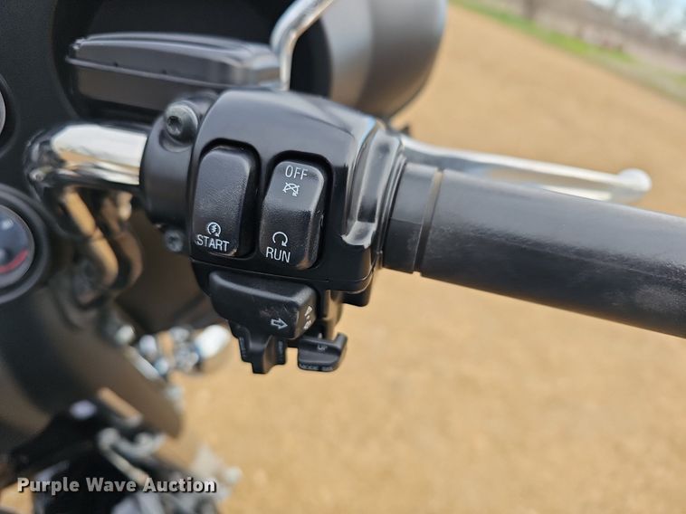 image for item EK5659 2012 Harley Davidson  FLHTCU Ultra Classic EL Glide motorcycle