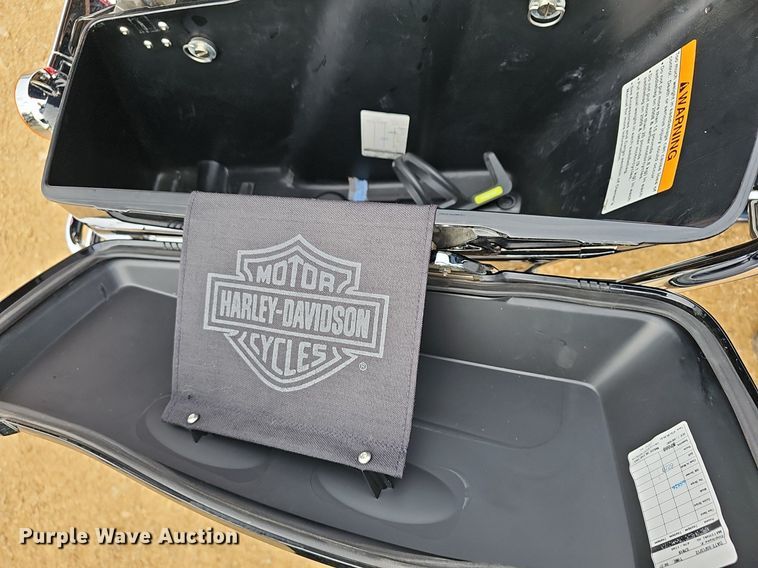 image for item EK5659 2012 Harley Davidson  FLHTCU Ultra Classic EL Glide motorcycle