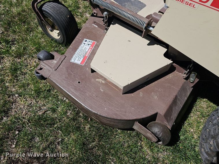 image for item EK5661 Grasshopper  428D ZTR lawn mower