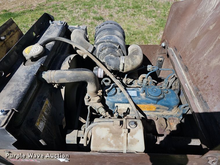 image for item EK5661 Grasshopper  428D ZTR lawn mower
