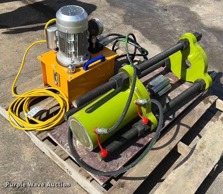 image for item JS9968 Track pin press