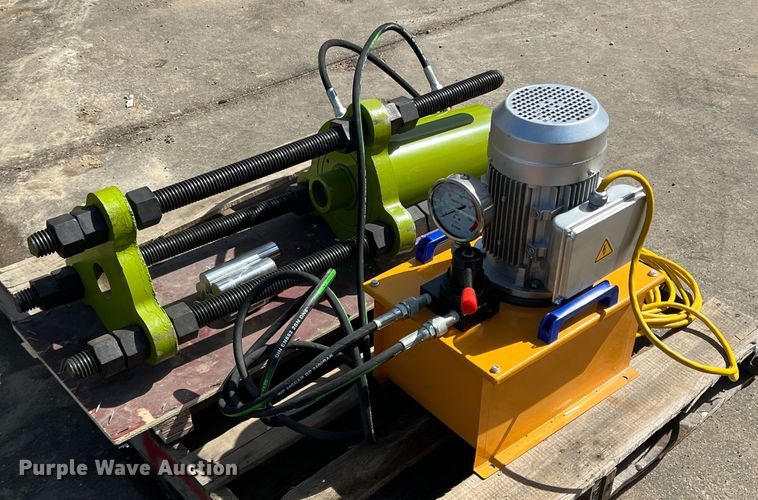 image for item JS9968 Track pin press