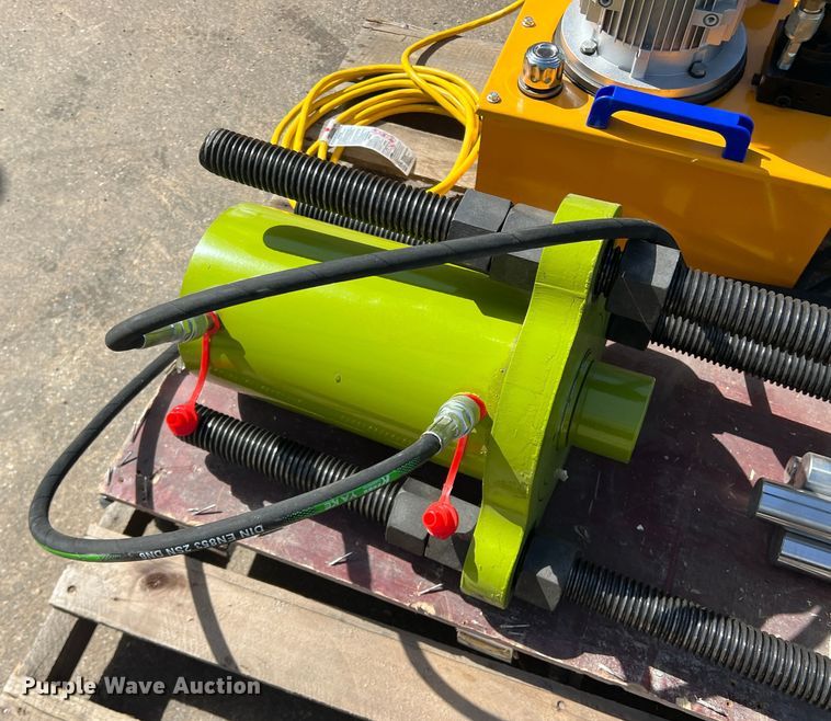 image for item JS9968 Track pin press