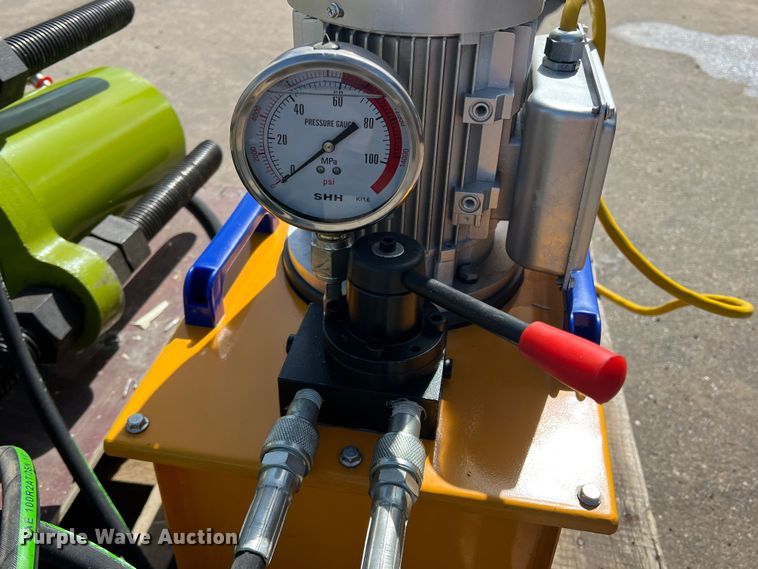 image for item JS9968 Track pin press