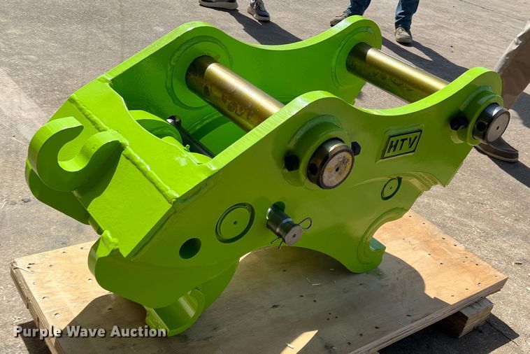 image for item JS9970 HTV  CAT320 quick coupler