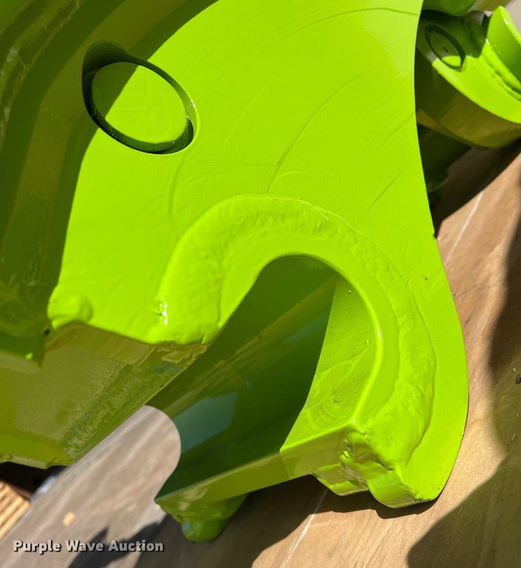 image for item JS9970 HTV  CAT320 quick coupler