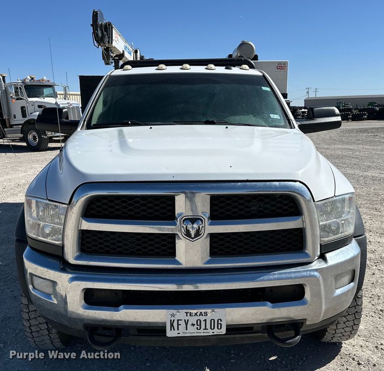 image for item JT9070 2018 Dodge Ram 5500 utility / service truck