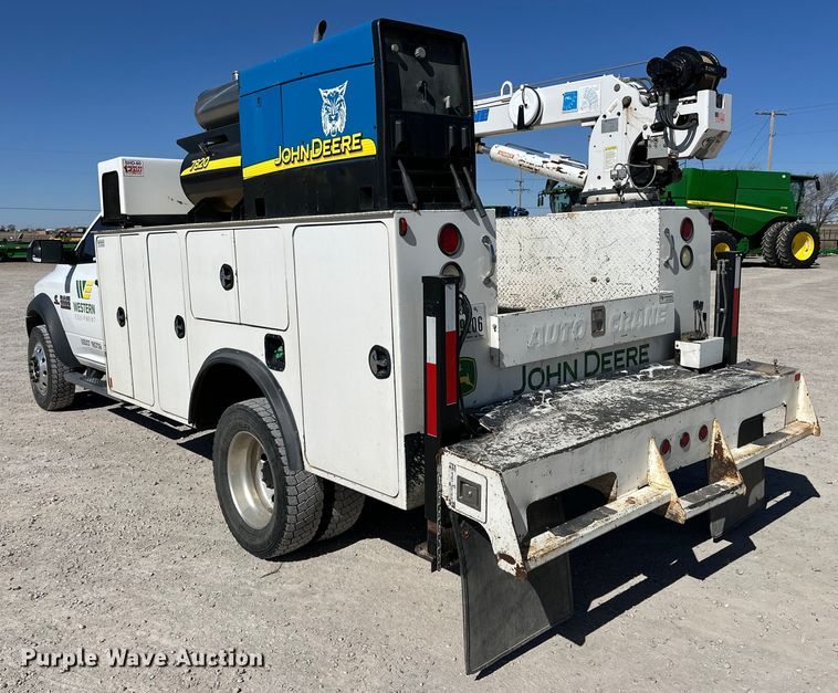 image for item JT9070 2018 Dodge Ram 5500 utility / service truck