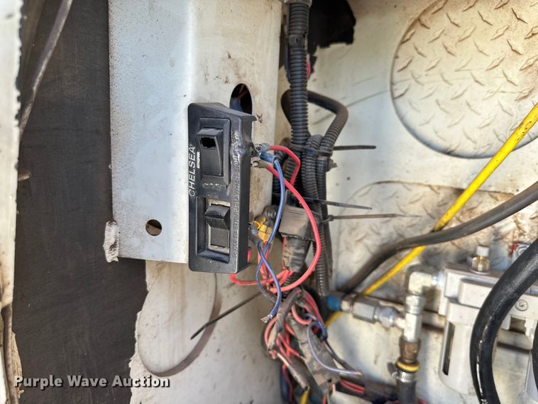 image for item JT9070 2018 Dodge Ram 5500 utility / service truck