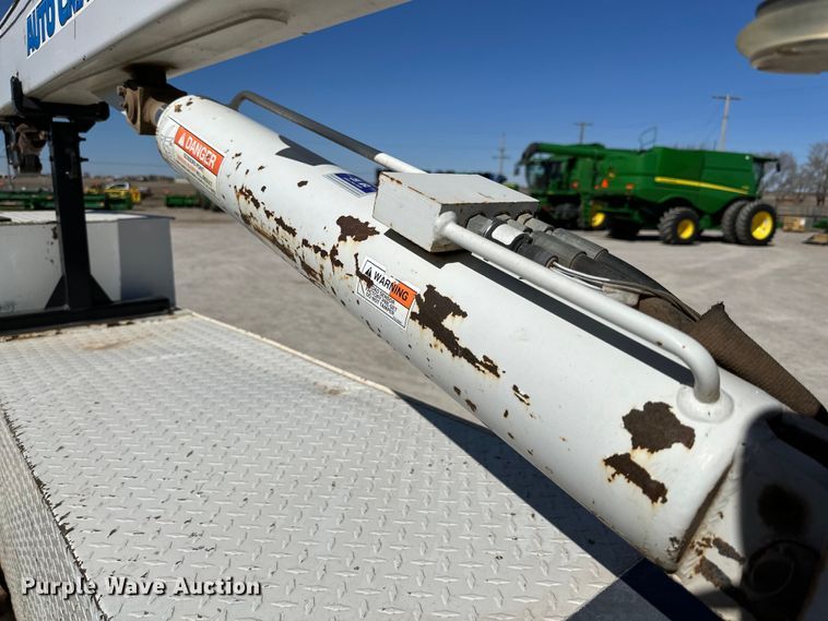 image for item JT9070 2018 Dodge Ram 5500 utility / service truck