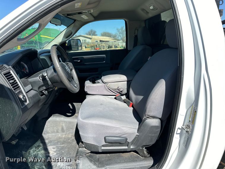 image for item JT9070 2018 Dodge Ram 5500 utility / service truck