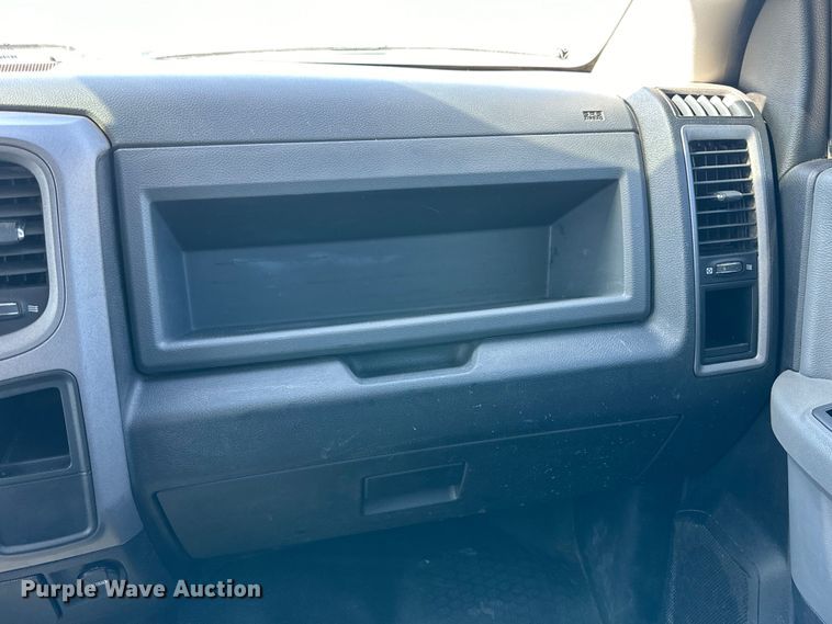 image for item JT9070 2018 Dodge Ram 5500 utility / service truck