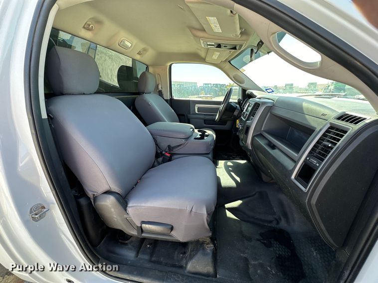 image for item JT9070 2018 Dodge Ram 5500 utility / service truck