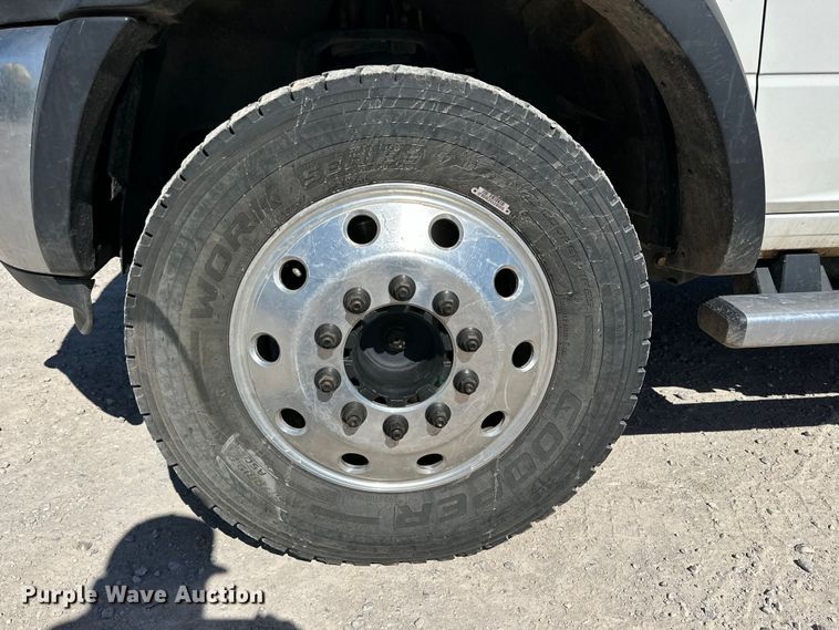 image for item JT9070 2018 Dodge Ram 5500 utility / service truck