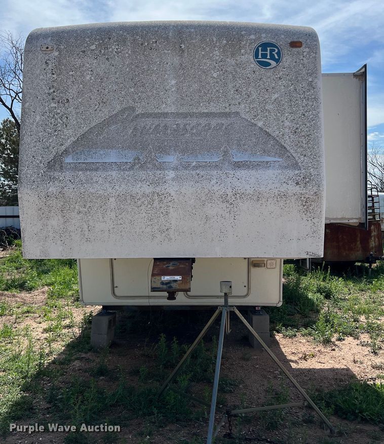 image for item KV9793 1999 Holiday Rambler Alumascape camper