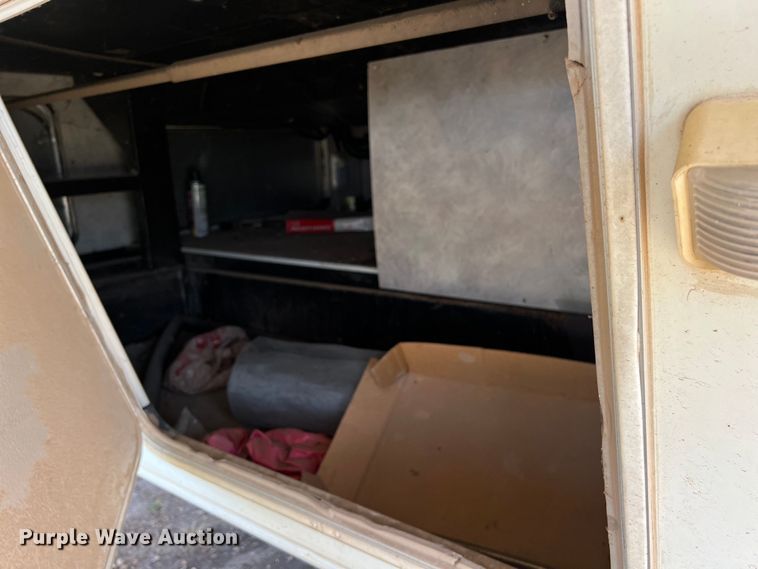 image for item KV9793 1999 Holiday Rambler Alumascape camper