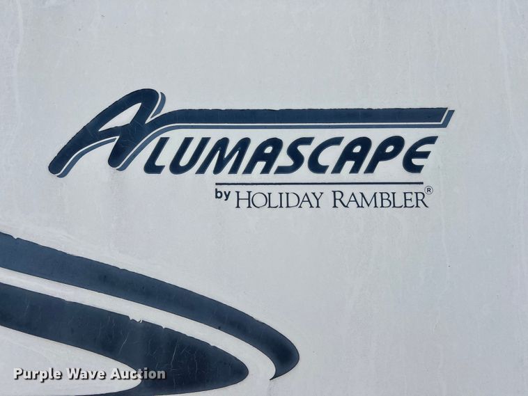 image for item KV9793 1999 Holiday Rambler Alumascape camper