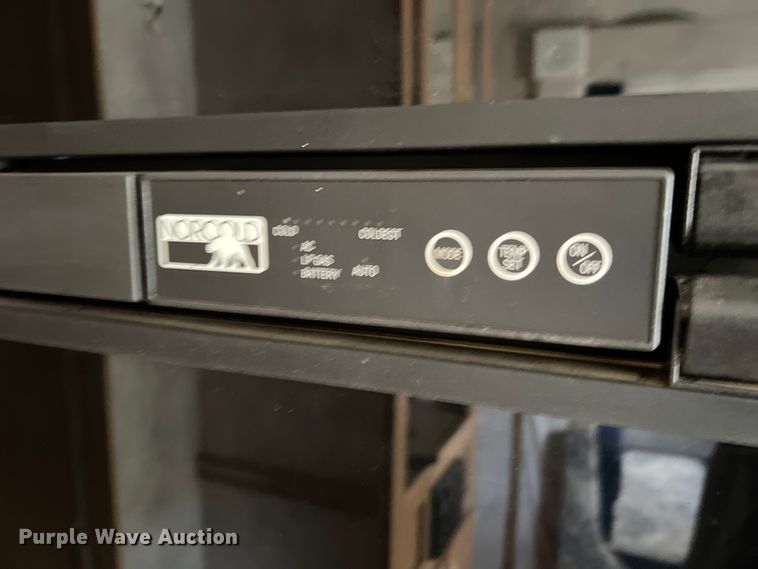 image for item KV9793 1999 Holiday Rambler Alumascape camper