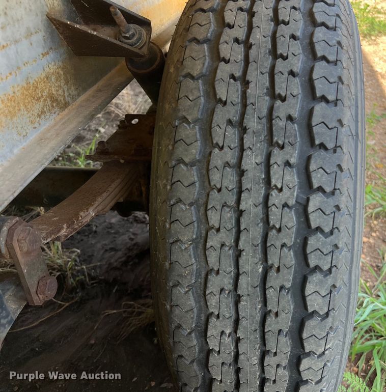 image for item KV9793 1999 Holiday Rambler Alumascape camper