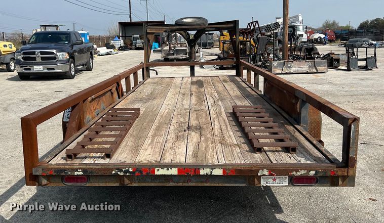 image for item KV9808 2012 Southwest Gooseneck equipment trailer