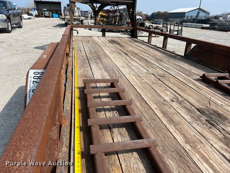 image for item KV9808 2012 Southwest Gooseneck equipment trailer