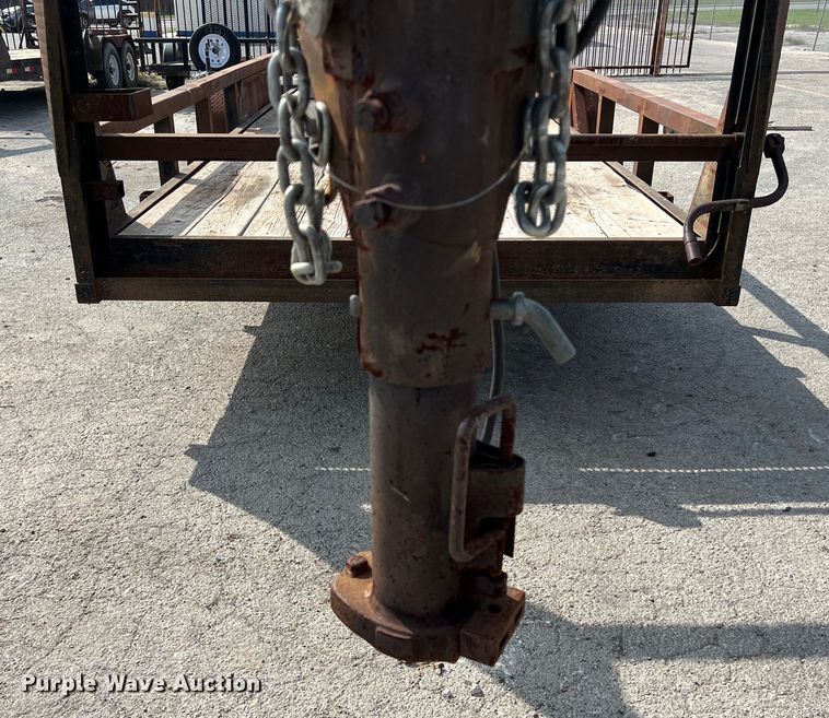 image for item KV9808 2012 Southwest Gooseneck equipment trailer