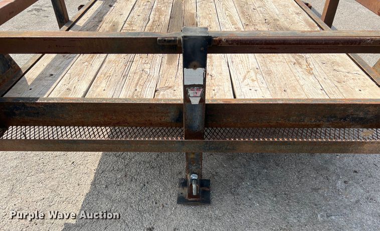 image for item KV9808 2012 Southwest Gooseneck equipment trailer