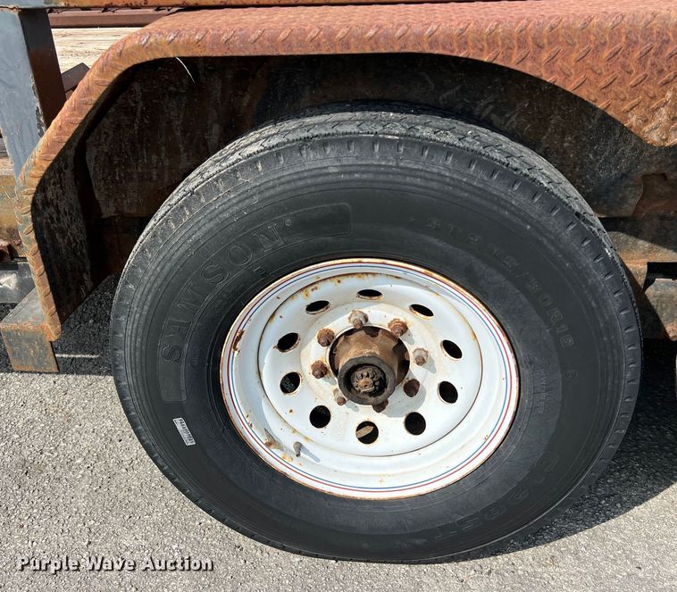 image for item KV9808 2012 Southwest Gooseneck equipment trailer