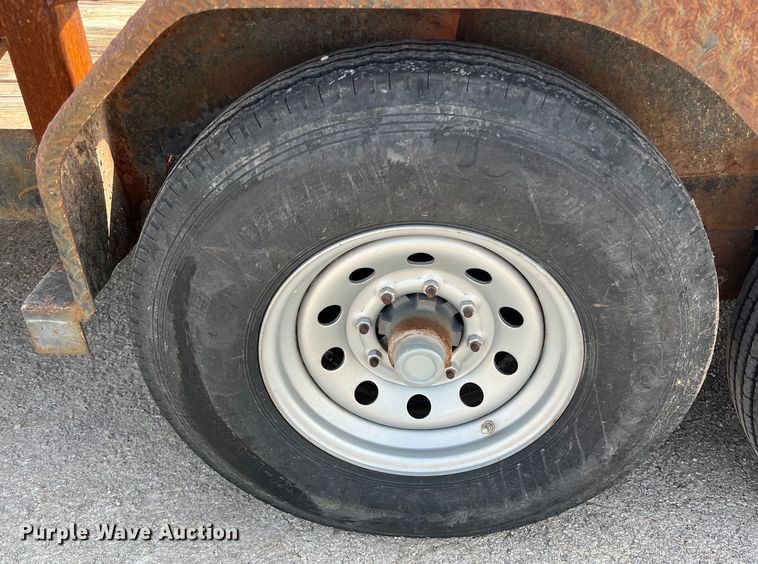 image for item KV9808 2012 Southwest Gooseneck equipment trailer