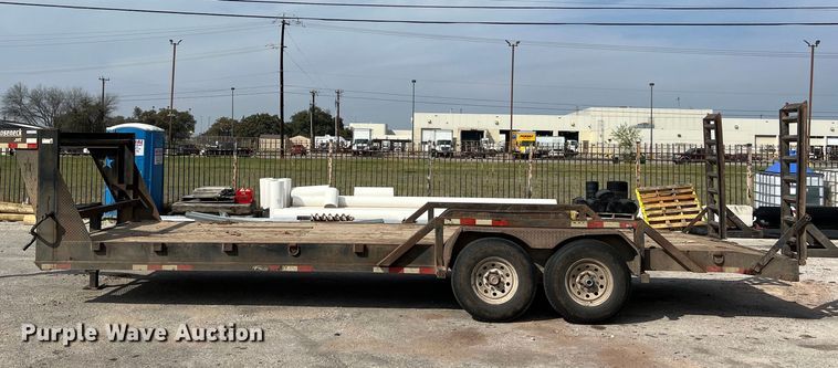 image for item KV9809 2013 Southwest Gooseneck equipment trailer