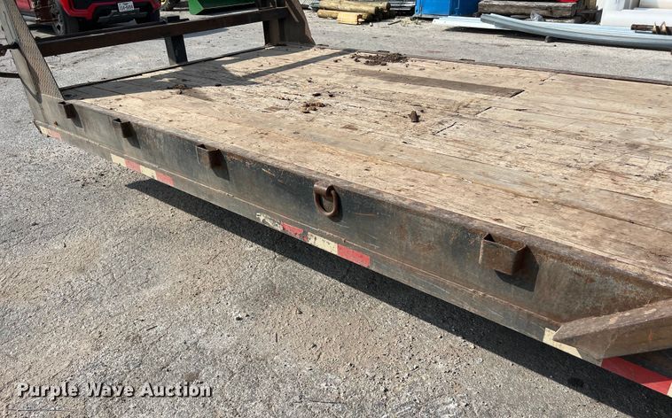 image for item KV9809 2013 Southwest Gooseneck equipment trailer