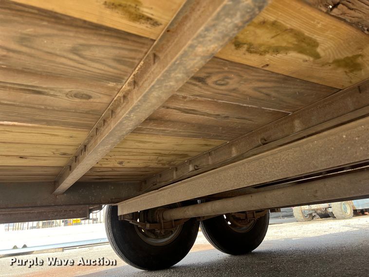 image for item KV9809 2013 Southwest Gooseneck equipment trailer