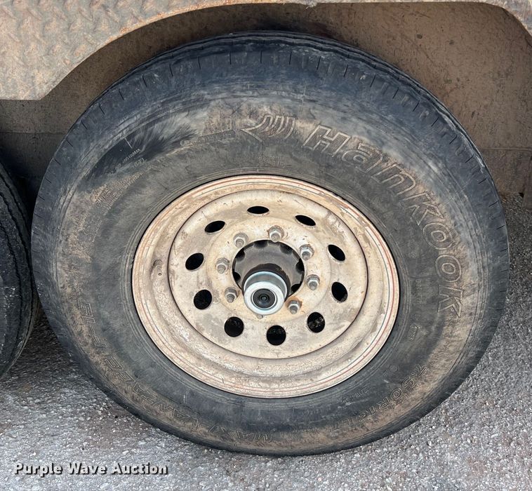 image for item KV9809 2013 Southwest Gooseneck equipment trailer